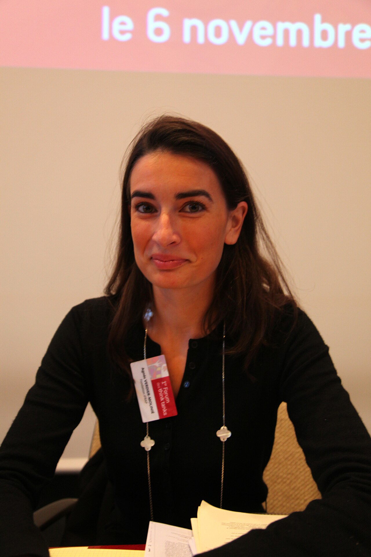 Portrait d’Agnès Verdier-Molinié